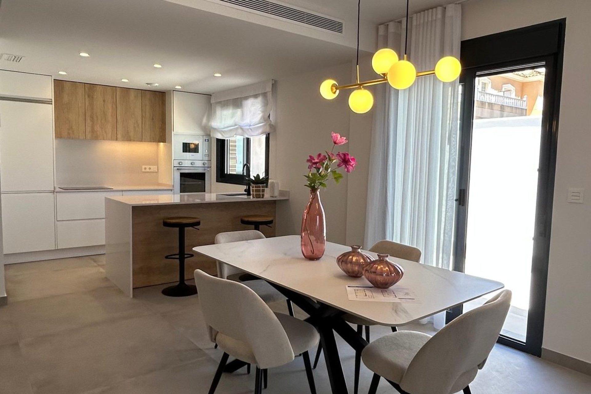 New Build - Villa / Semi semi-detached - Pilar de la Horadada