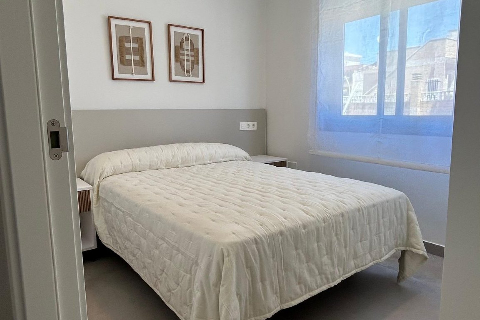 New Build - Villa / Semi semi-detached - Pilar de la Horadada