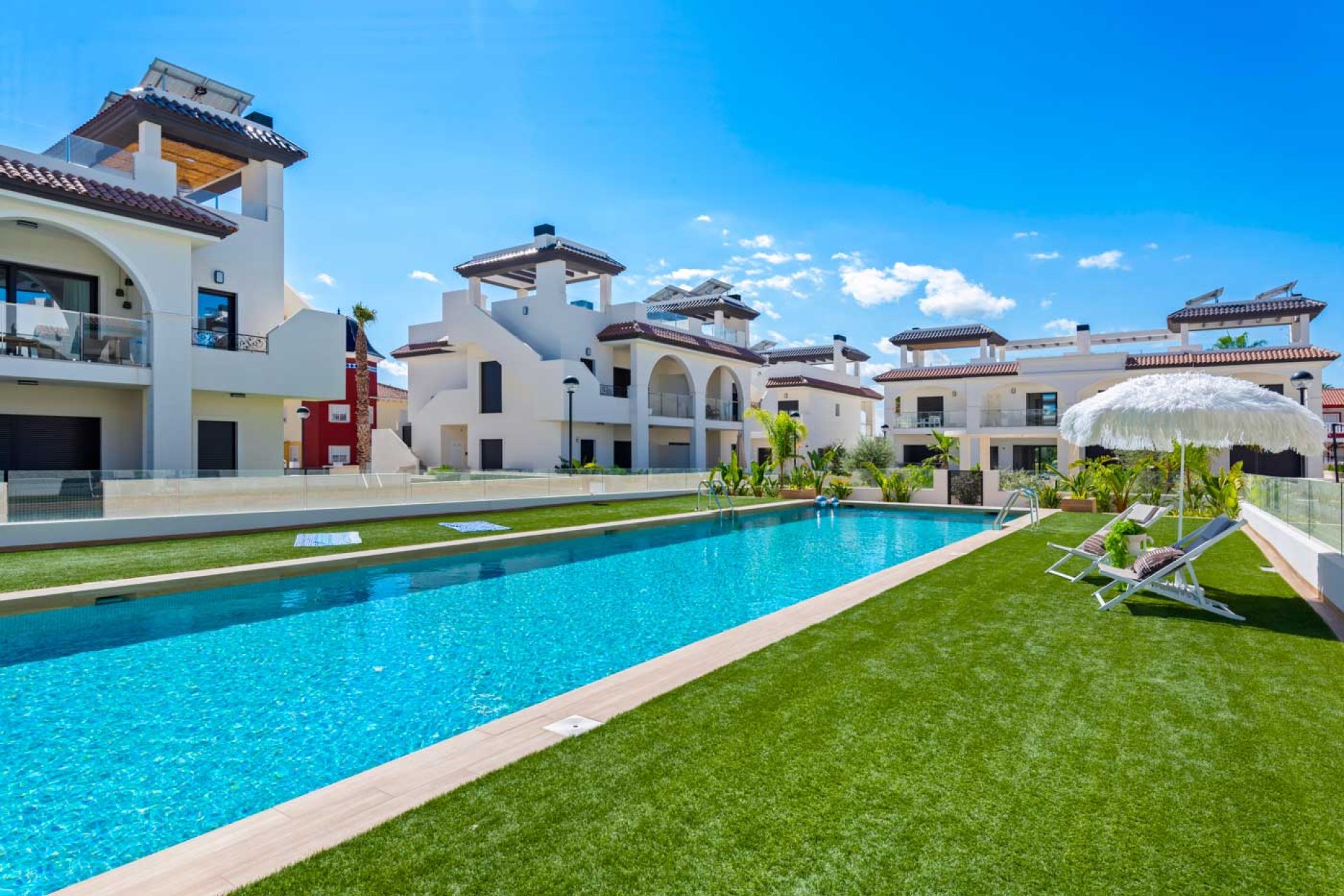 Obra nueva - Villa / Semi pareado - Rojales