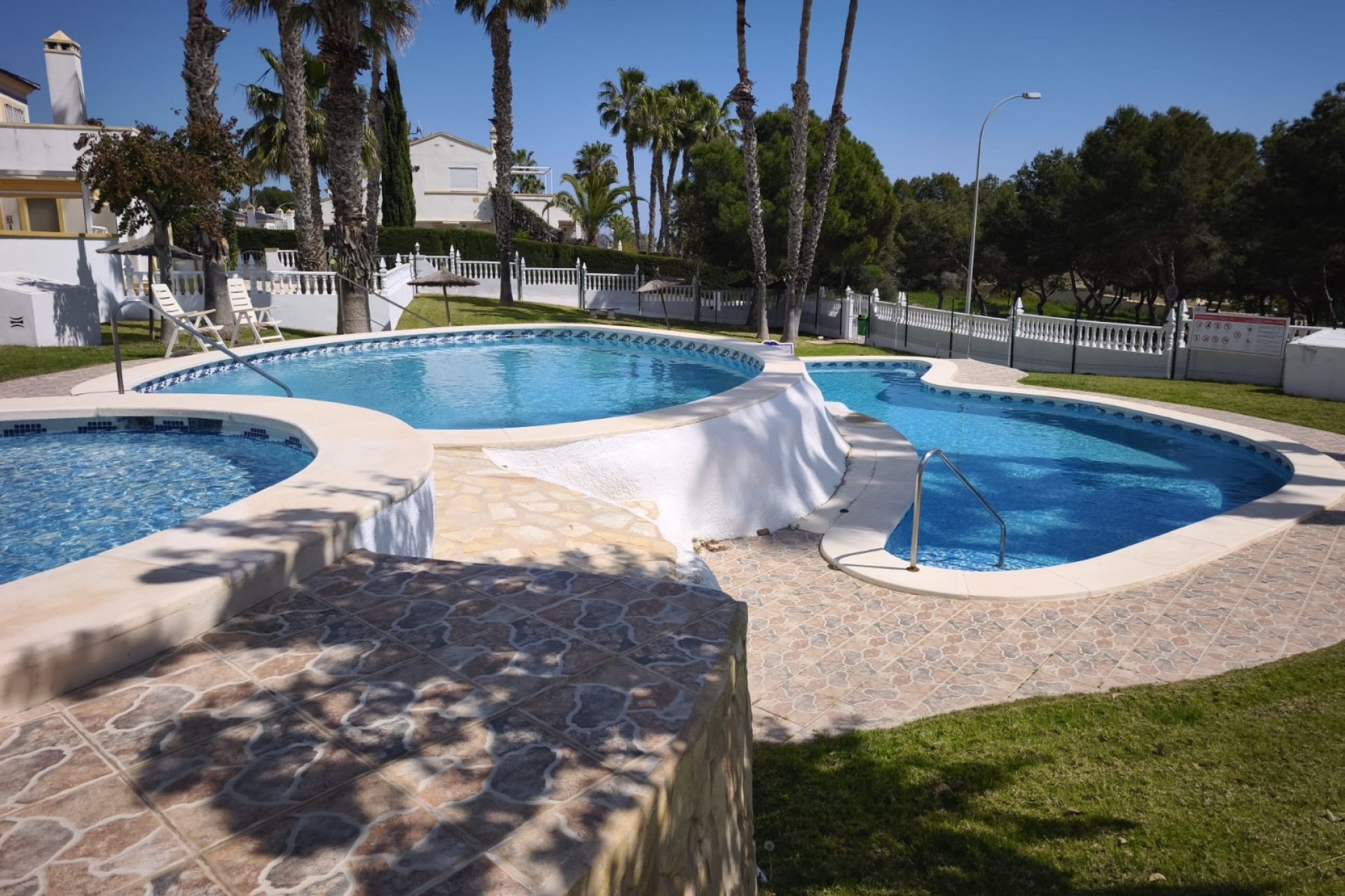 Segunda mano - Villa - Orihuela Costa - Villamartín
