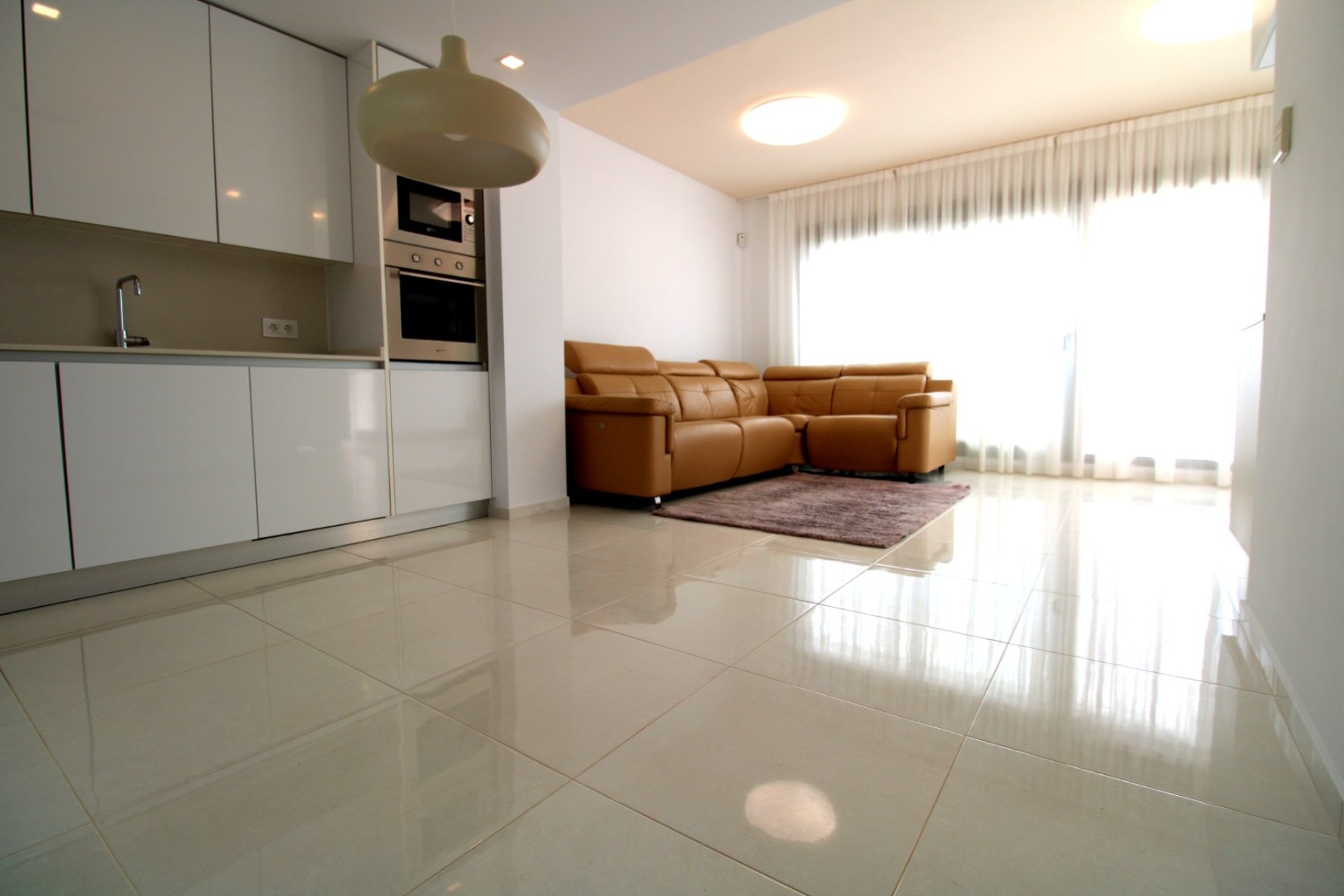 Segunda mano - Villa - San Miguel de Salinas