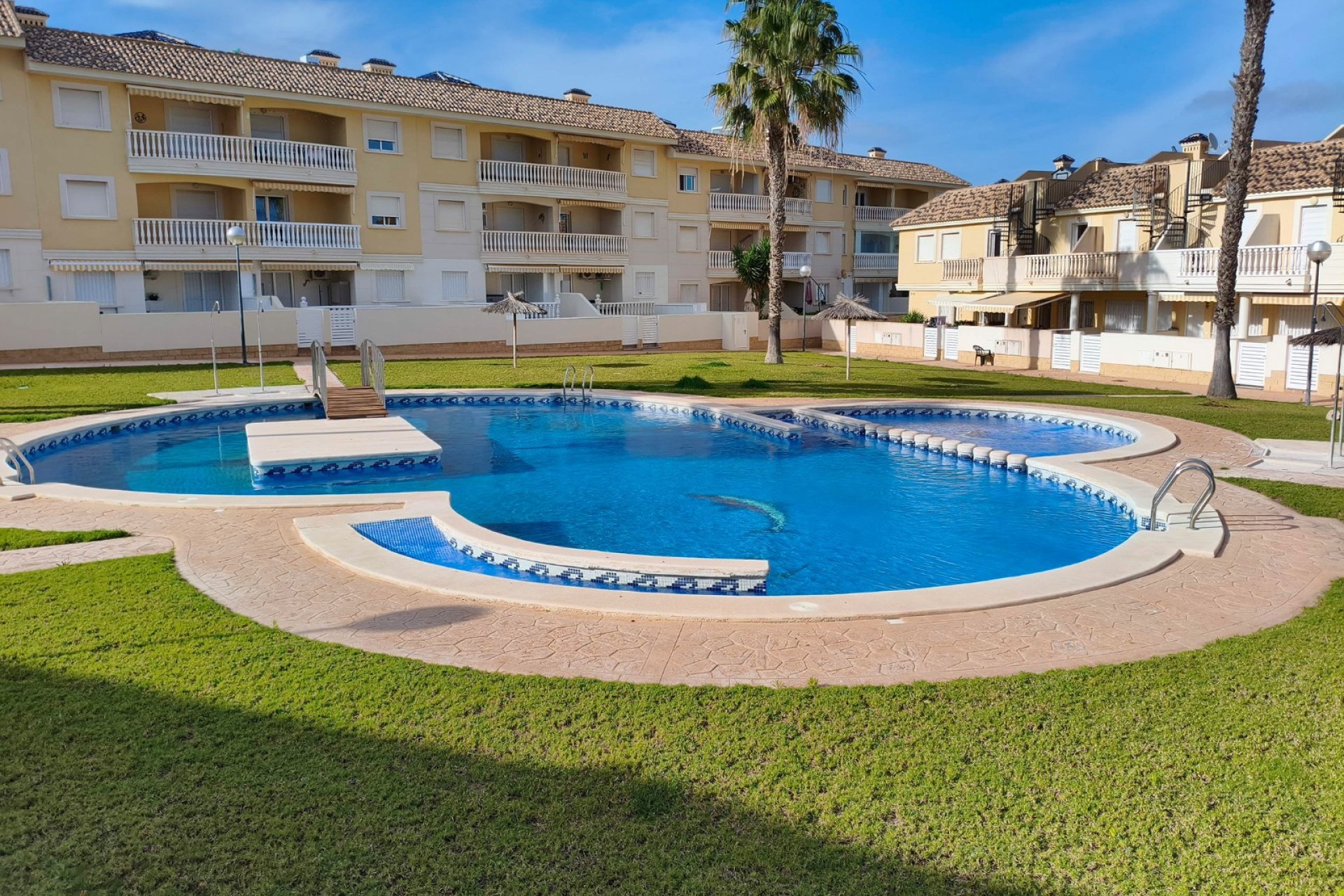Zdruhé ruky - Městský dům - Orihuela Costa