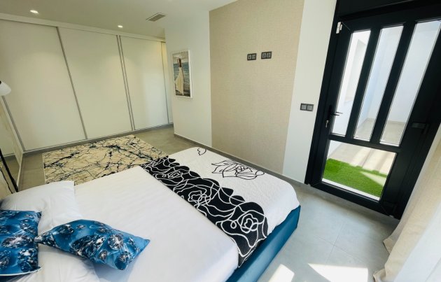 Novostavba - Městský dům - Torrevieja