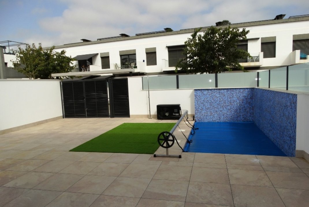 Obra nueva - Adosado - Pilar de la Horadada