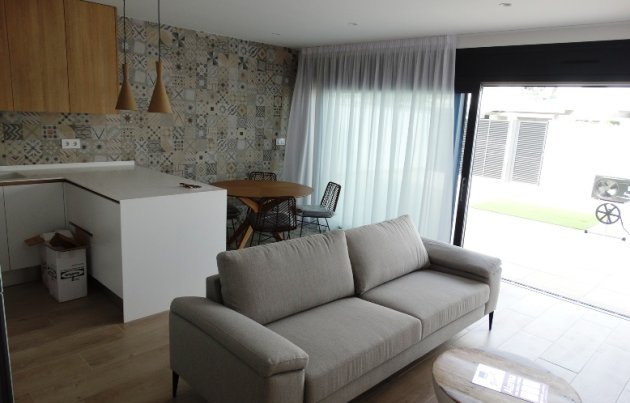 Obra nueva - Adosado - Pilar de la Horadada