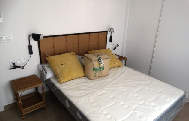 Obra nueva - Adosado - Pilar de la Horadada