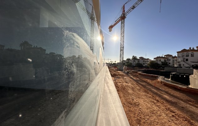 Obra nueva - Apartamento / piso - Playa Flamenca