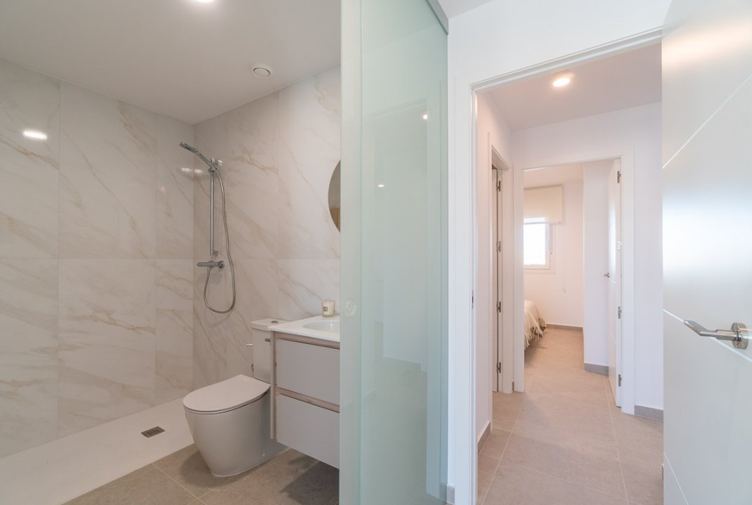 Obra nueva - Apartamento / piso - Playa Flamenca