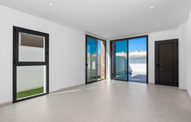 Obra nueva - Bungalow - Pilar de la Horadada