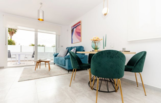 Obra nueva - Adosado - Torrevieja