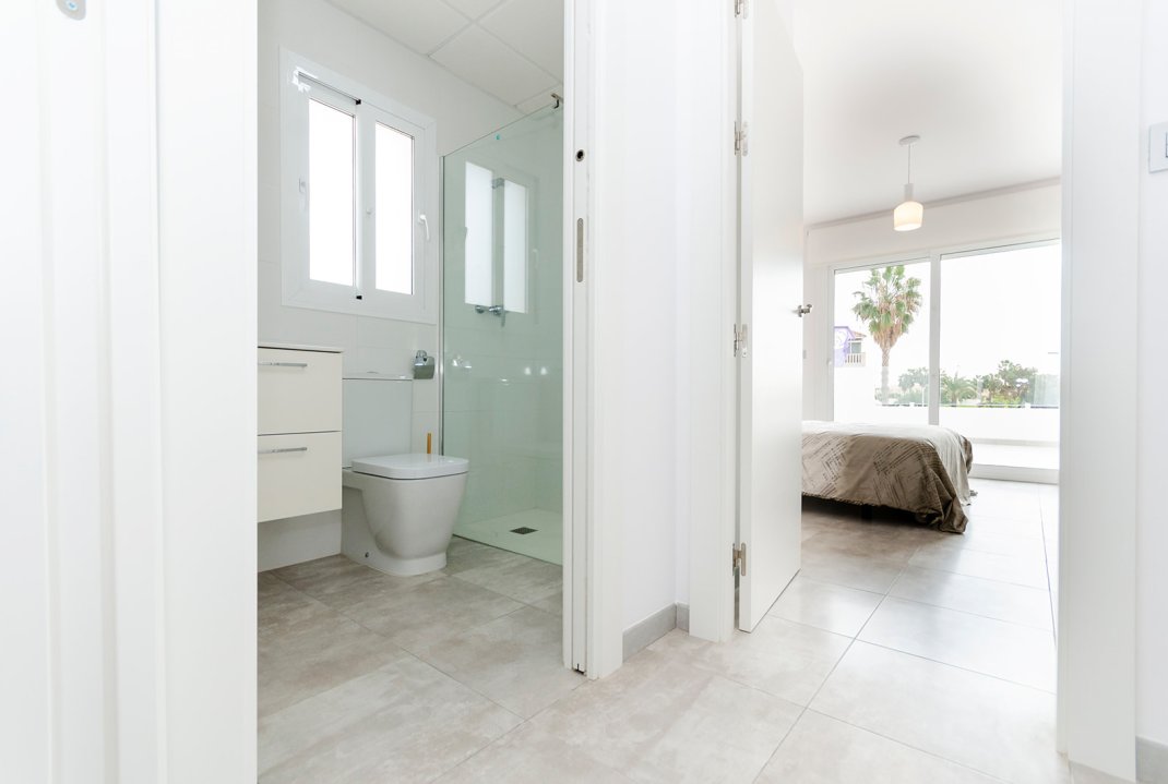 Obra nueva - Adosado - Torrevieja