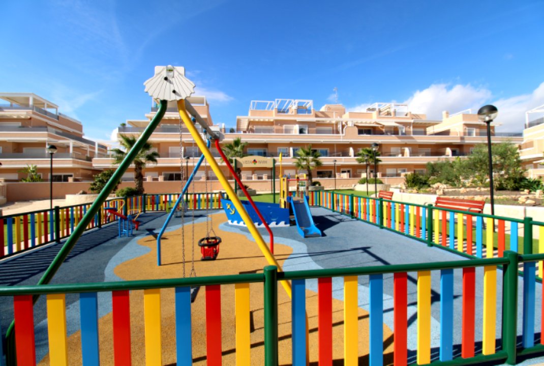 Segunda mano - Apartment / flat - Torre de la Horadada