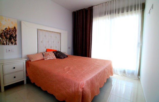 Segunda mano - Villa - San Miguel de Salinas