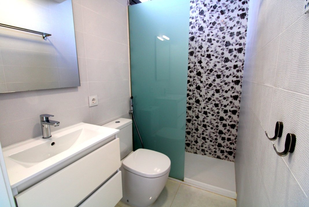 Segunda mano - Villa - San Miguel de Salinas