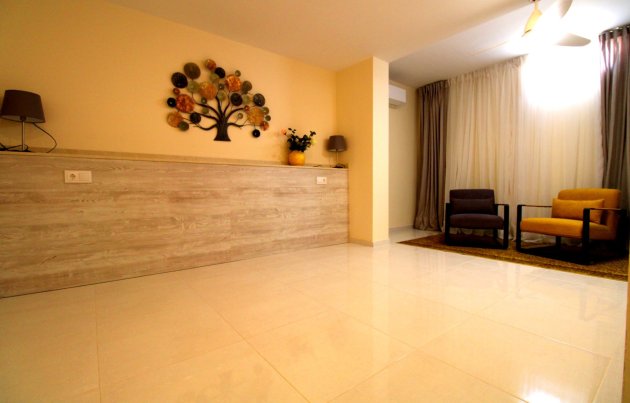 Segunda mano - Villa - San Miguel de Salinas