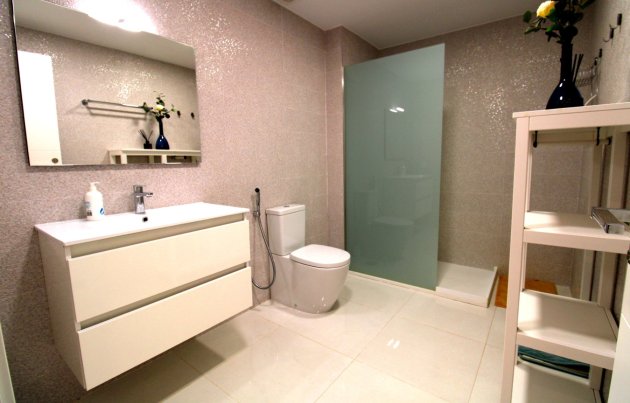 Segunda mano - Villa - San Miguel de Salinas