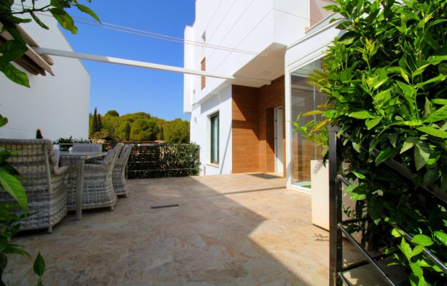 Segunda mano - Villa - San Miguel de Salinas