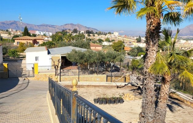 Segunda mano - Villa - Bigastro