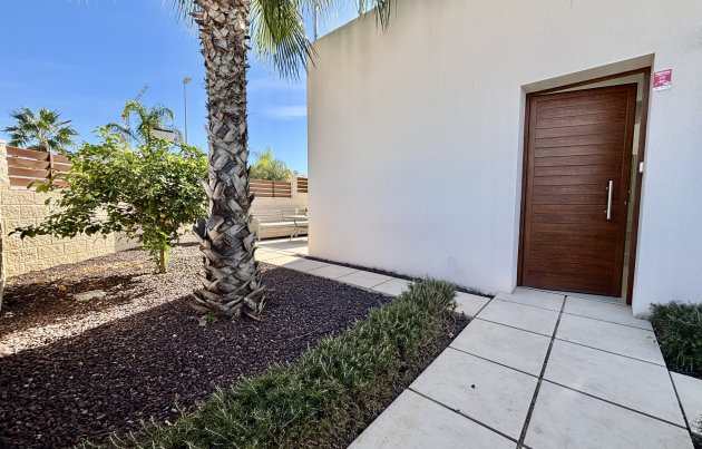 Obra nueva - Adosado - Benijofar