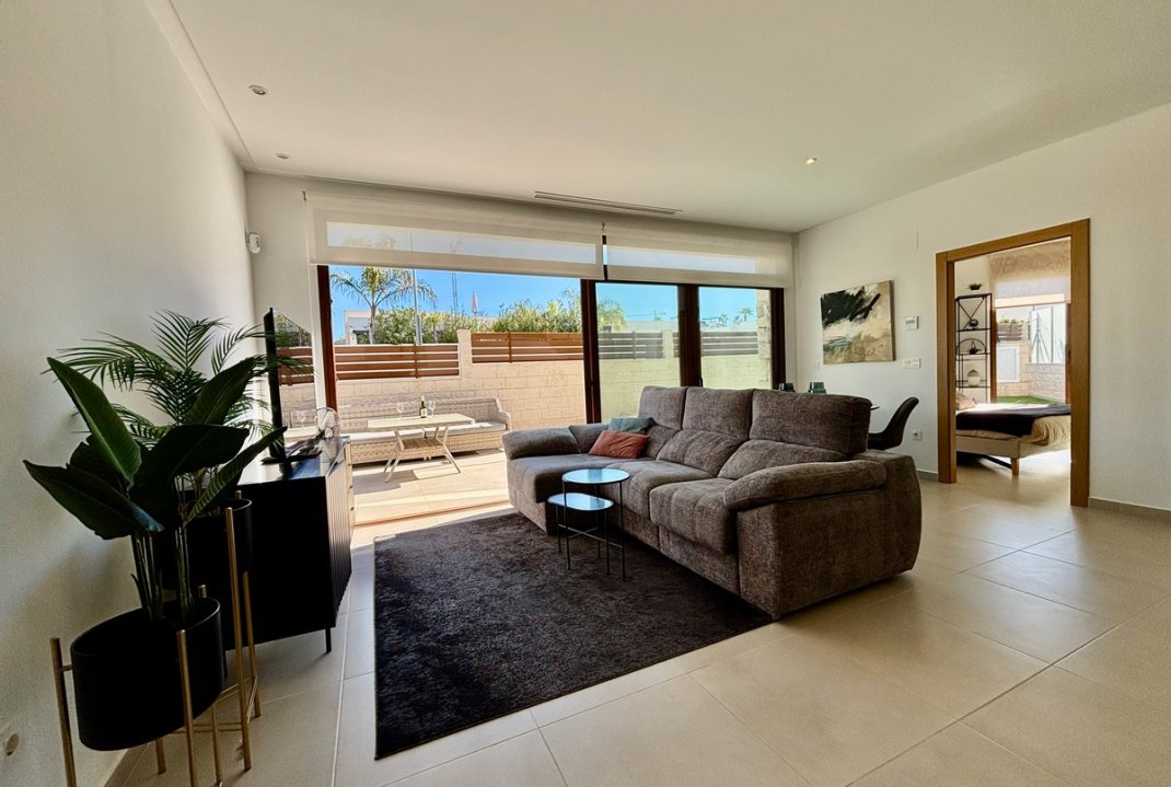 Obra nueva - Adosado - Benijofar