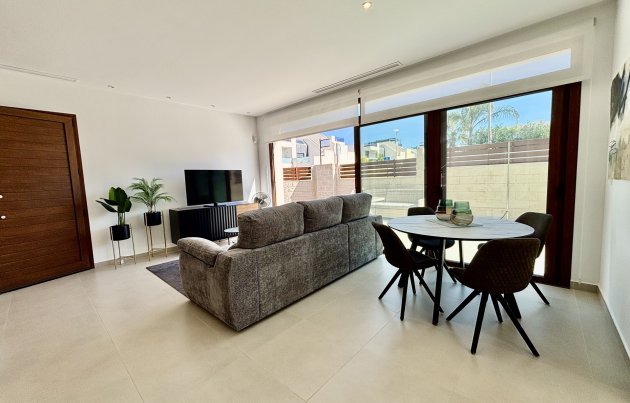 Obra nueva - Adosado - Benijofar