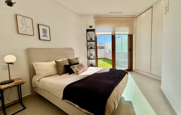 Obra nueva - Adosado - Benijofar