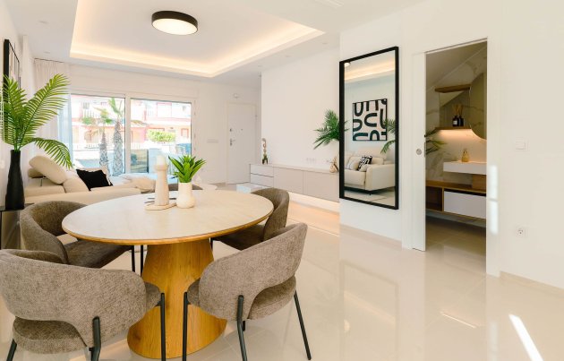 Obra nueva - Villa / Semi pareado - Rojales