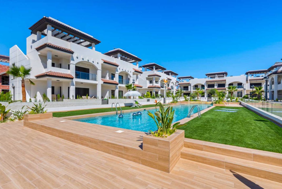 Obra nueva - Villa / Semi pareado - Rojales