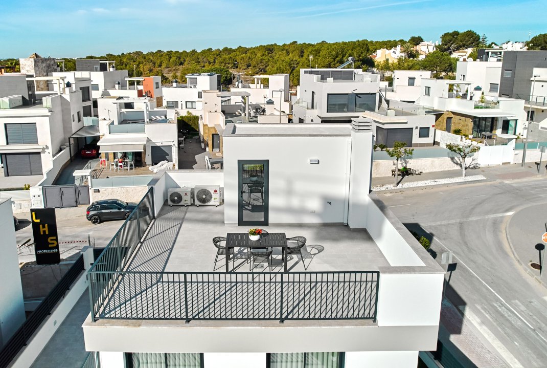 Novostavba - Městský dům - San Miguel de Salinas