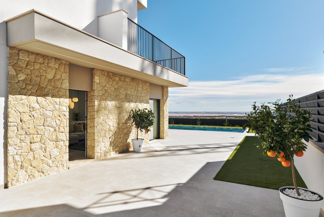 Novostavba - Městský dům - San Miguel de Salinas