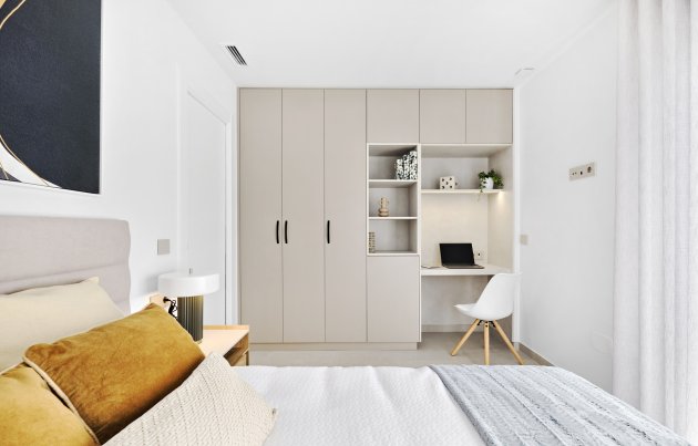 Novostavba - Městský dům - San Miguel de Salinas