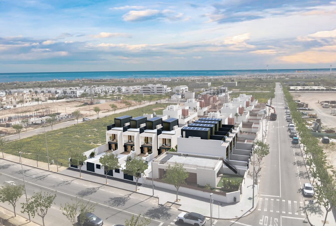 Obra nueva - Adosado - Pilar de la Horadada