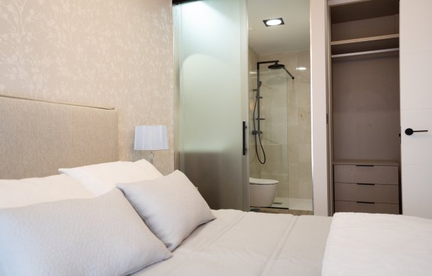 Obra nueva - Adosado - Torrevieja