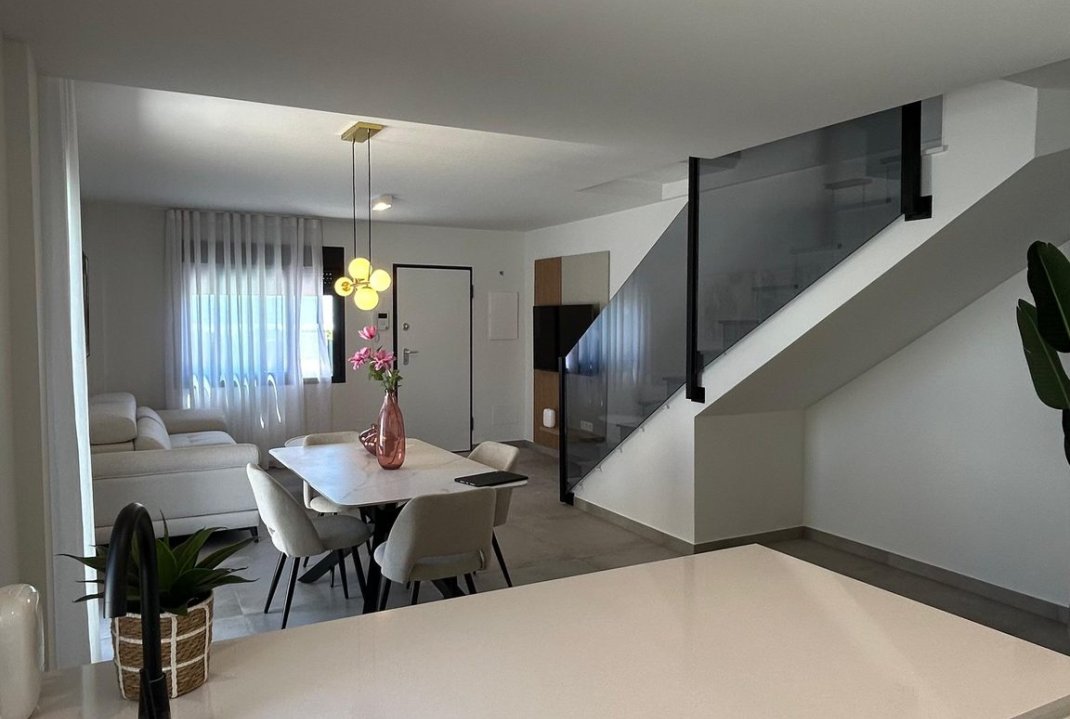 New Build - Villa / Semi semi-detached - Pilar de la Horadada