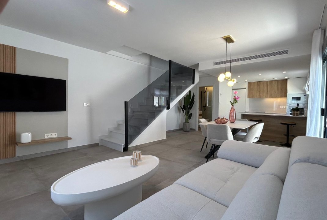 New Build - Villa / Semi semi-detached - Pilar de la Horadada