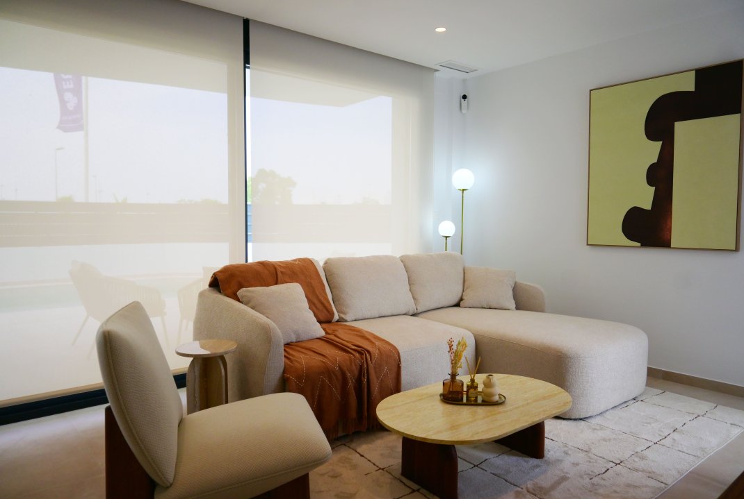 Obra nueva - Villa / Semi pareado - Dolores