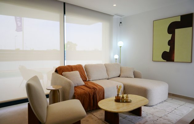 Obra nueva - Villa / Semi pareado - Dolores