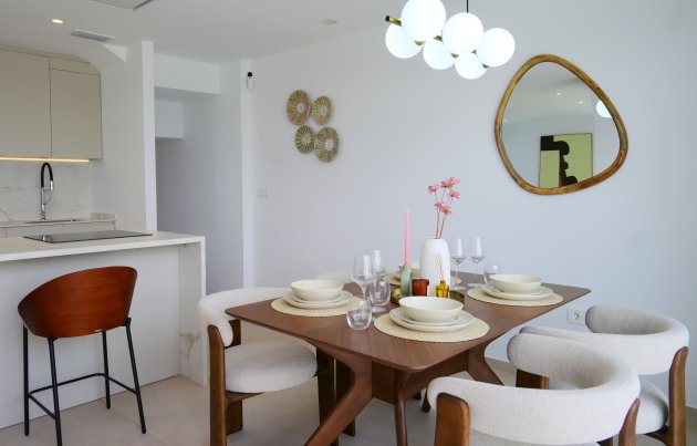 Obra nueva - Villa / Semi pareado - Dolores