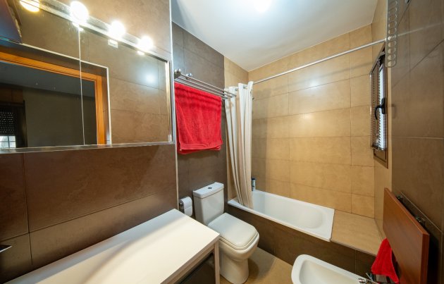 Segunda mano - Villa / Semi semi-detached - Orihuela Costa