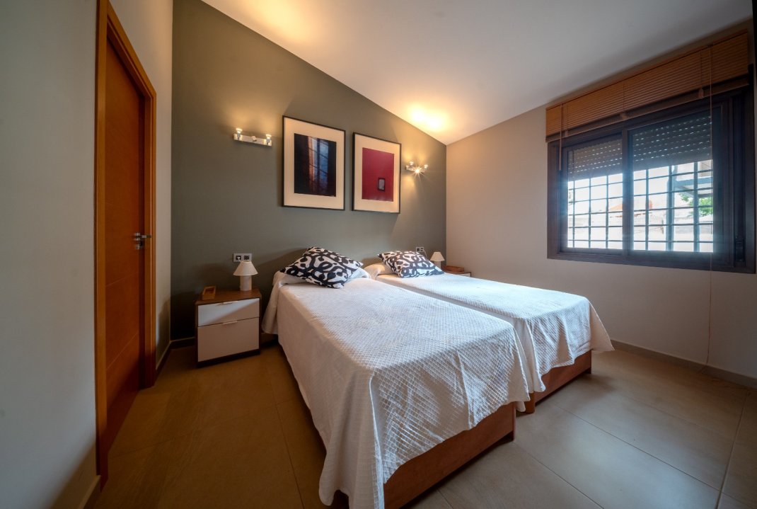 Segunda mano - Villa / Semi semi-detached - Orihuela Costa