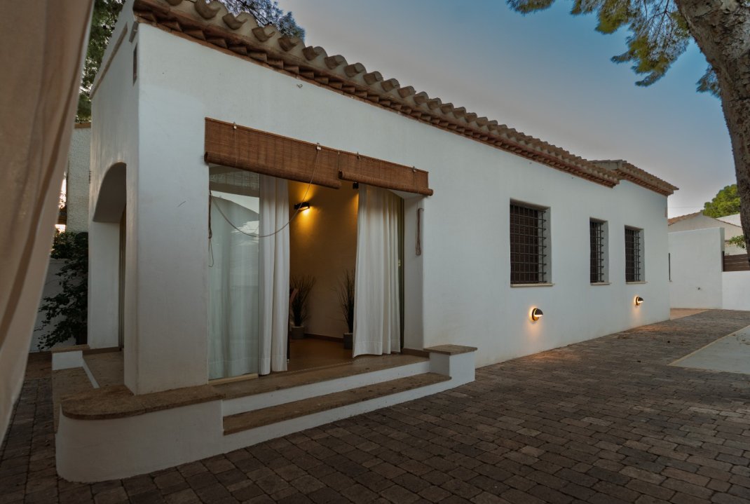 Segunda mano - Villa / Semi semi-detached - Orihuela Costa