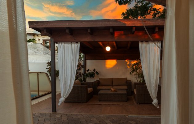 Segunda mano - Villa / Semi semi-detached - Orihuela Costa