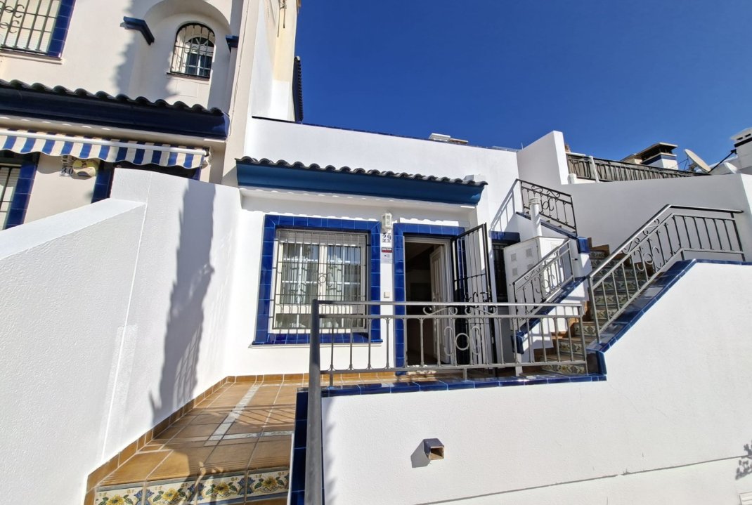 Segunda mano - Villa - Orihuela Costa - Villamartín