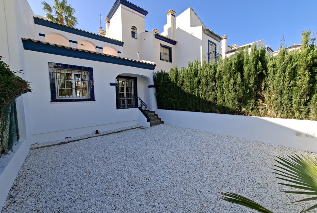 Segunda mano - Villa - Orihuela Costa - Villamartín