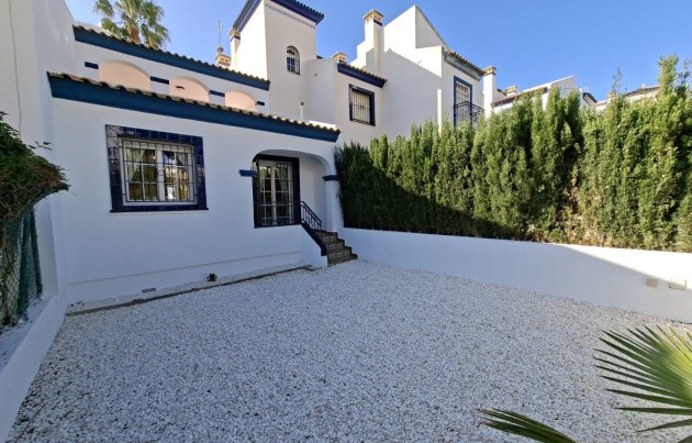 Segunda mano - Villa - Orihuela Costa - Villamartín