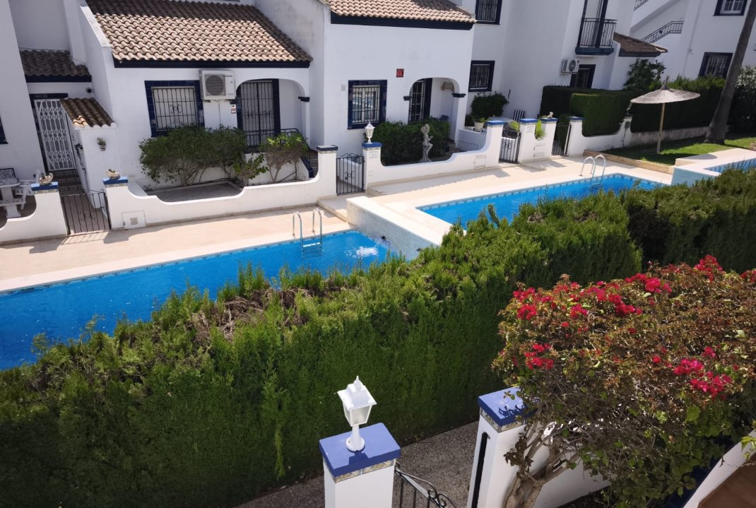 Segunda mano - Villa - Orihuela Costa - Villamartín