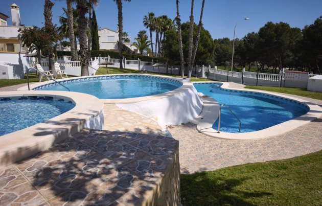 Segunda mano - Villa - Orihuela Costa - Villamartín