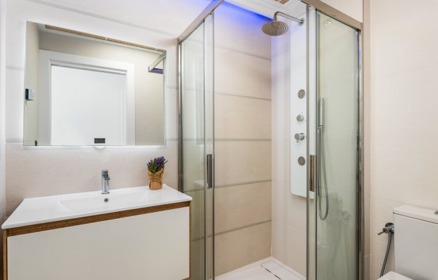 Obra nueva - Bungalow - Torrevieja