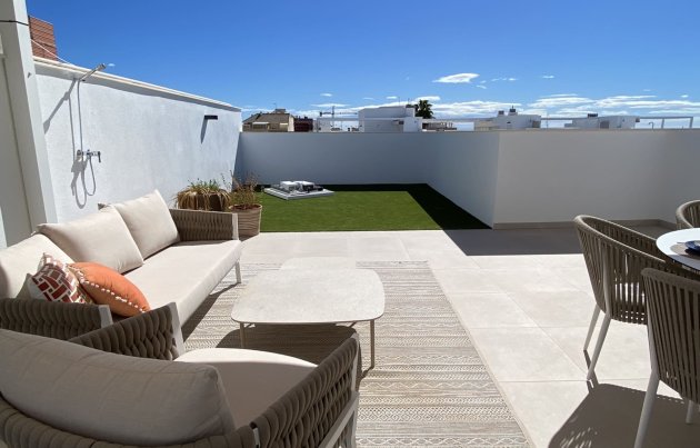 Obra nueva - Bungalow - Pilar de la Horadada